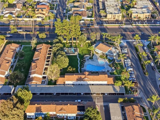 19774 Cambridge Lane, Huntington Beach, CA 92646