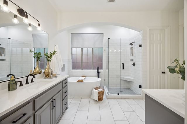 2242 Magic Mantle Drive, Lewisville, TX 75056