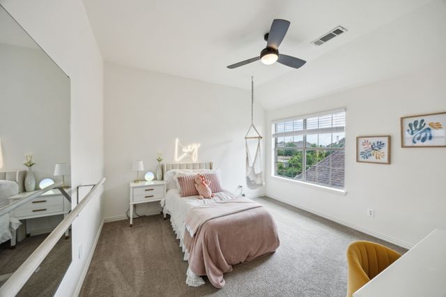 2242 Magic Mantle Drive, Lewisville, TX 75056
