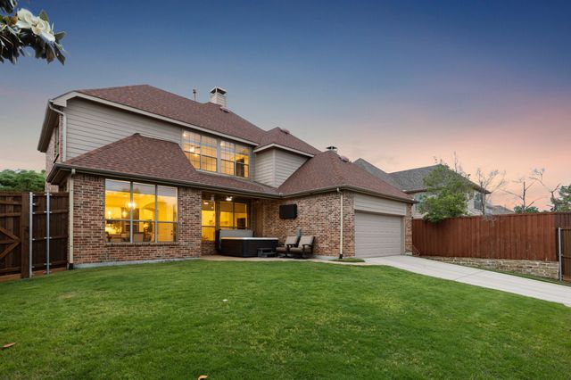 2242 Magic Mantle Drive, Lewisville, TX 75056