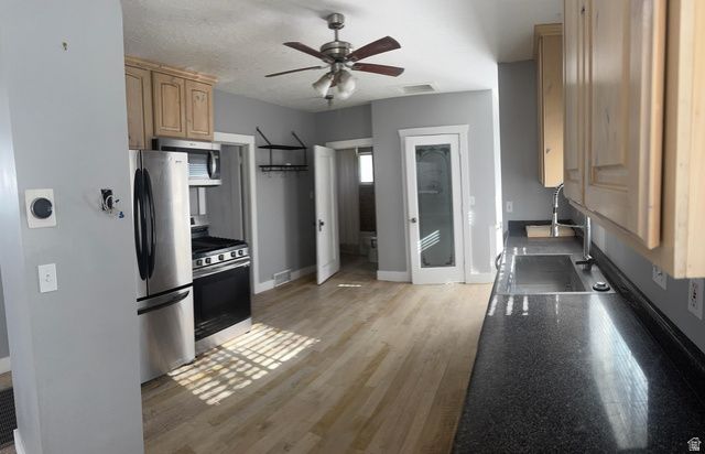 7961 S PIONEER ST, Midvale, UT 84047