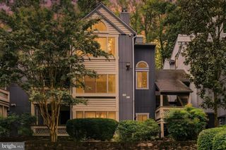 898 WINDBROOKE DR #898, Gaithersburg, MD 20879