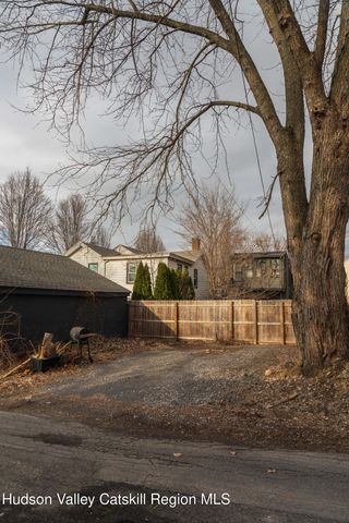 517 State Street, Hudson, NY 12534