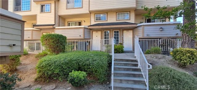11150 Glenoaks Boulevard 223, Pacoima, CA 91331