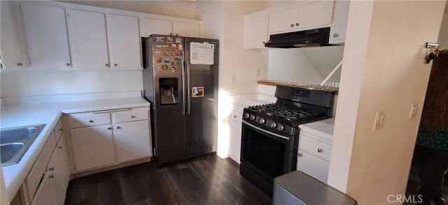 11150 Glenoaks Boulevard 223, Pacoima, CA 91331