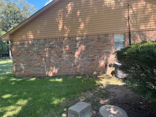 6918 FAWN PATH Drive, Shreveport, LA 71119