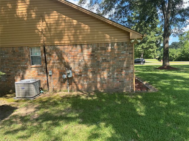 6918 FAWN PATH Drive, Shreveport, LA 71119