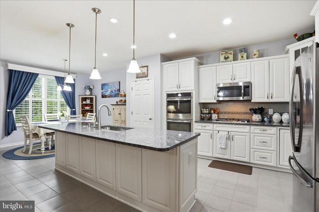 214 DARTMOOR DR, Stephens City, VA 22655