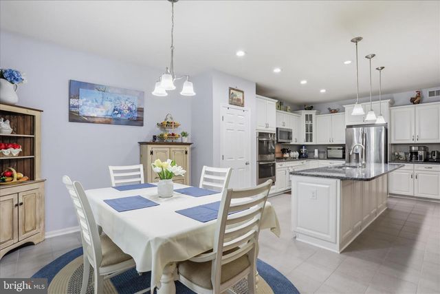 214 DARTMOOR DR, Stephens City, VA 22655