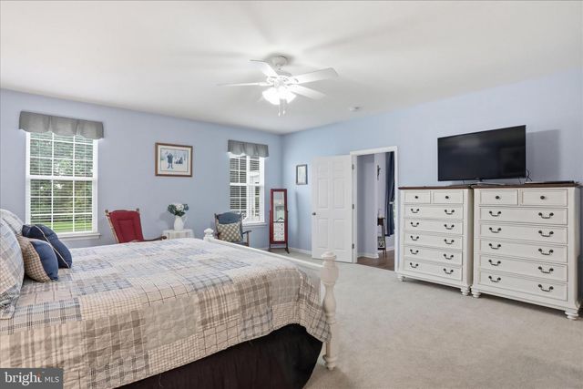 214 DARTMOOR DR, Stephens City, VA 22655
