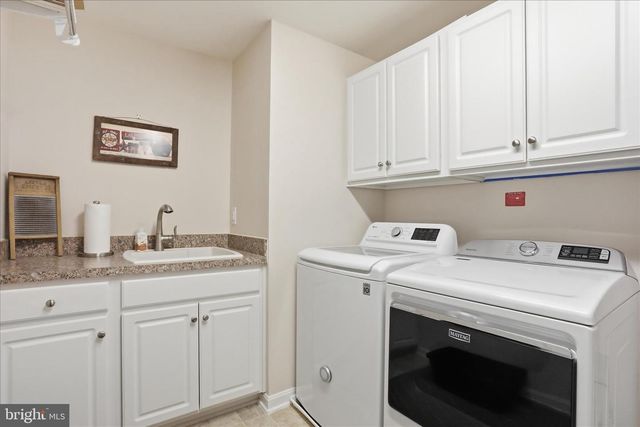 214 DARTMOOR DR, Stephens City, VA 22655