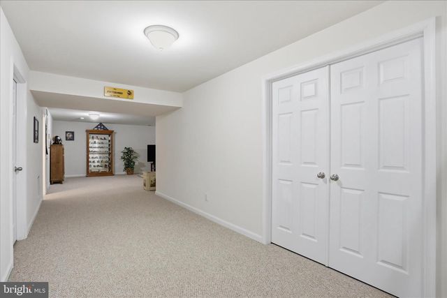 214 DARTMOOR DR, Stephens City, VA 22655