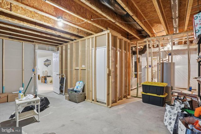214 DARTMOOR DR, Stephens City, VA 22655