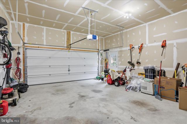 214 DARTMOOR DR, Stephens City, VA 22655