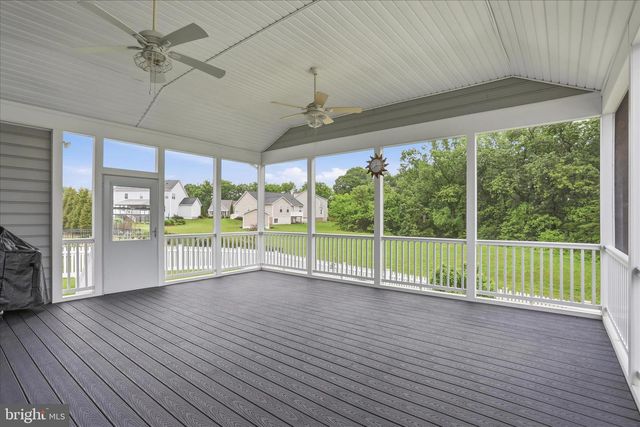 214 DARTMOOR DR, Stephens City, VA 22655