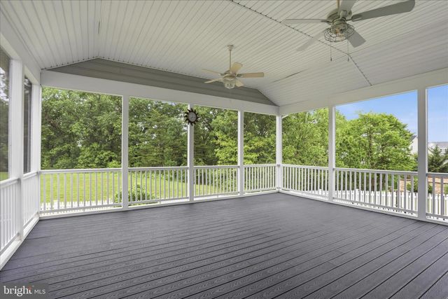 214 DARTMOOR DR, Stephens City, VA 22655