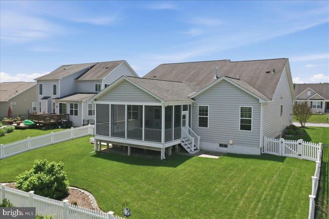 214 DARTMOOR DR, Stephens City, VA 22655