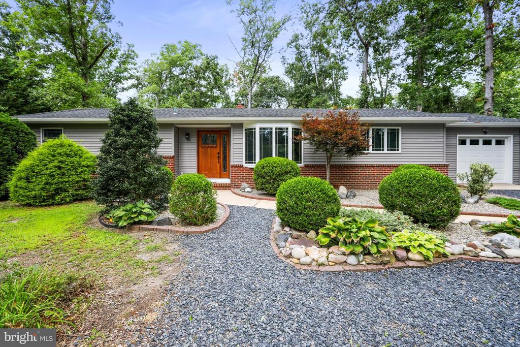 213 RIDGE RD, SOUTHAMPTON, NJ 08088 — photo 2
