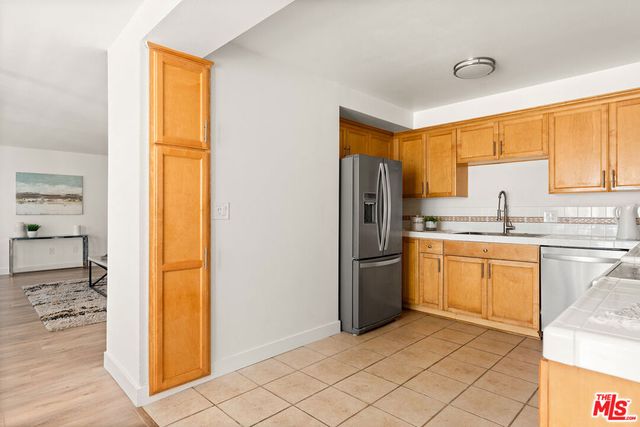 6601 Springpark Avenue 9, Los Angeles, CA 90056