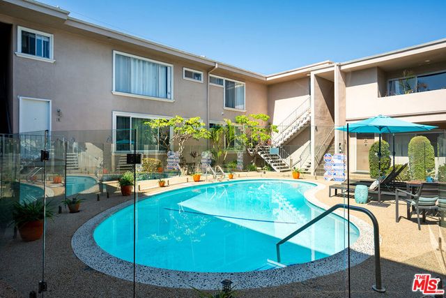 6601 Springpark Avenue 9, Los Angeles, CA 90056