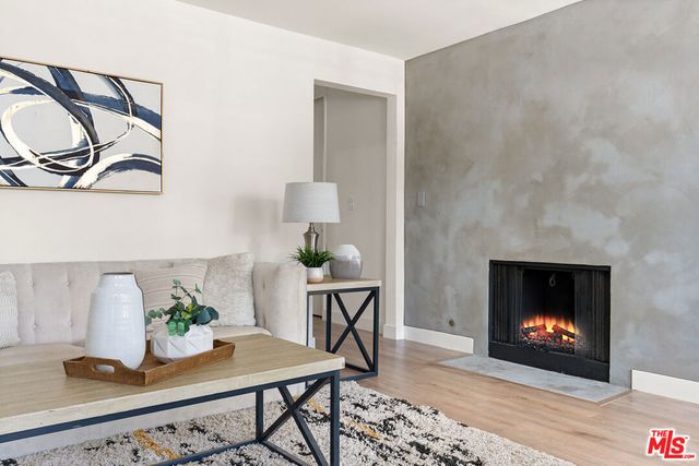 6601 Springpark Avenue 9, Los Angeles, CA 90056