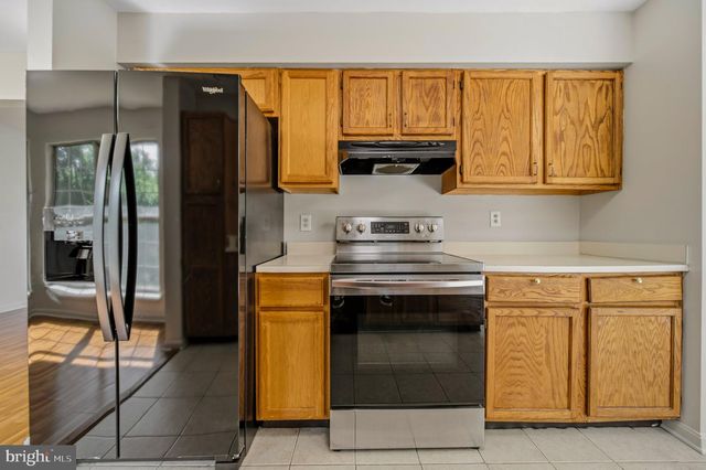 9514 FOX RUN DR, Clinton, MD 20735