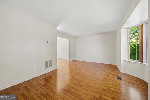 9514 FOX RUN DR, Clinton, MD 20735