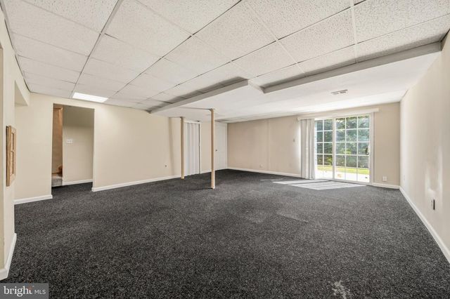 9514 FOX RUN DR, Clinton, MD 20735