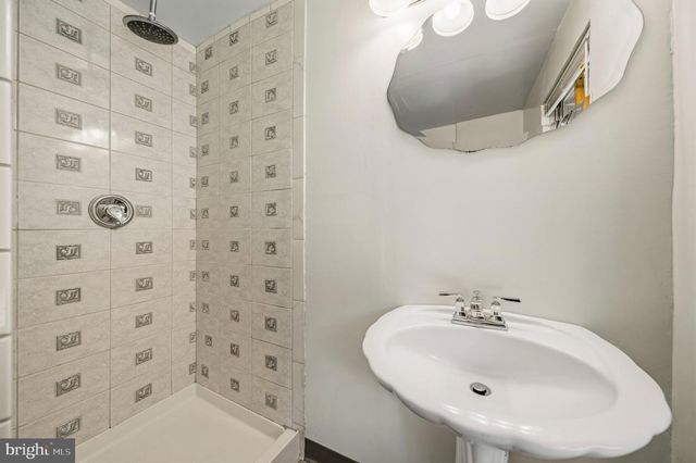 9514 FOX RUN DR, Clinton, MD 20735