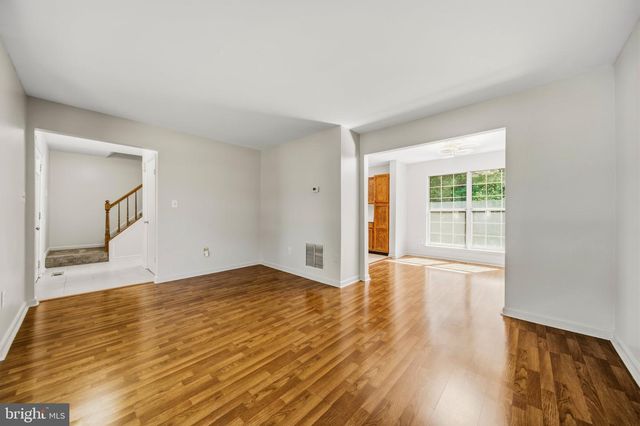 9514 FOX RUN DR, Clinton, MD 20735