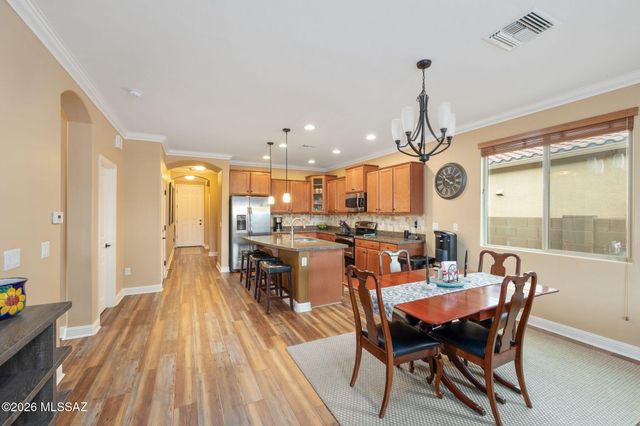 6473 W Sugar Pine Trail, Tucson, AZ 85743