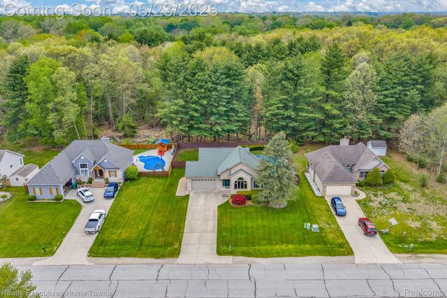 3307 Fanone Drive, Port Huron Charter Township, MI 48060