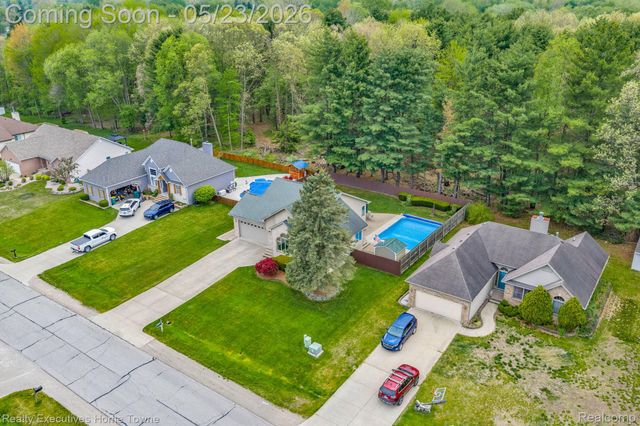 3307 Fanone Drive, Port Huron Charter Township, MI 48060