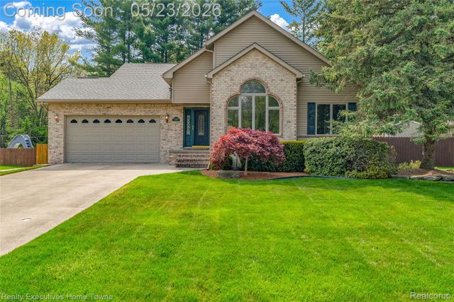 3307 Fanone Drive, Port Huron Charter Township, MI 48060