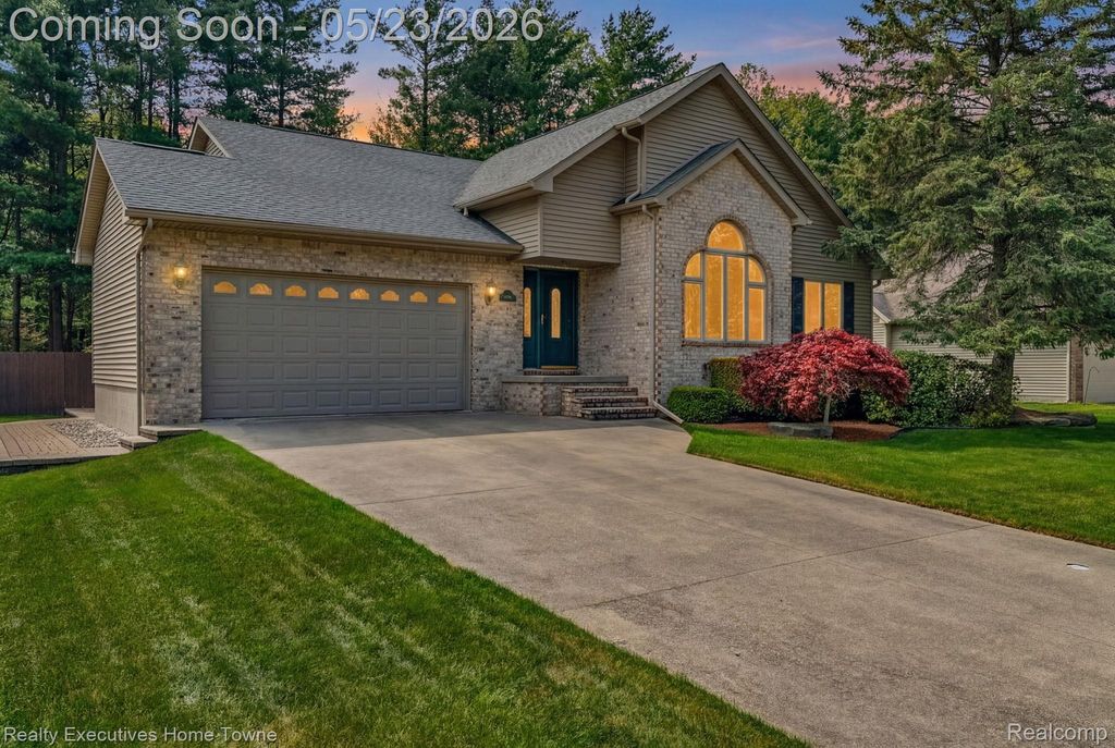 3307 Fanone Drive, Port Huron Charter Township, MI 48060