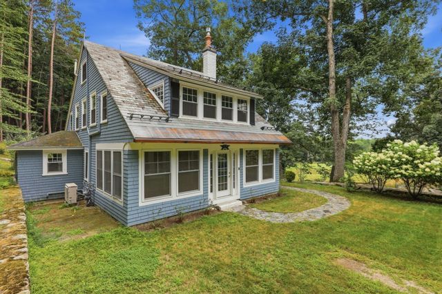 24 Hildreth Street, Westford, MA 01886