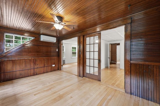 24 Hildreth Street, Westford, MA 01886