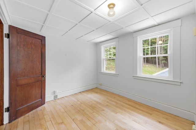 24 Hildreth Street, Westford, MA 01886
