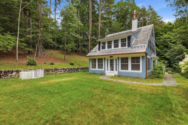 24 Hildreth Street, Westford, MA 01886