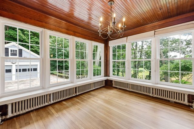 24 Hildreth Street, Westford, MA 01886