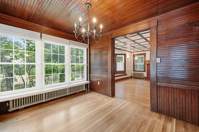 24 Hildreth Street, Westford, MA 01886
