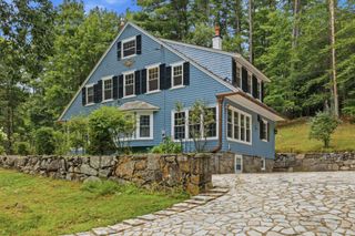 24 Hildreth Street, Westford, MA 01886