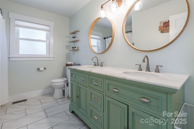 11060 Teresia Lane, Midland, NC 28107