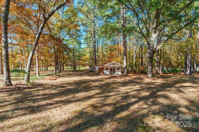11060 Teresia Lane, Midland, NC 28107
