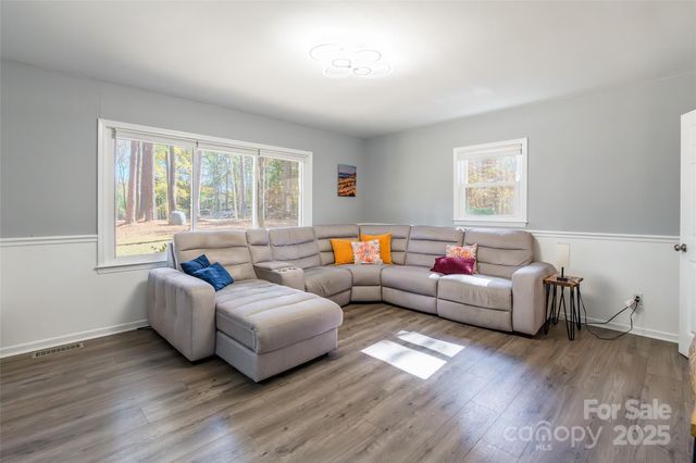 11060 Teresia Lane, Midland, NC 28107