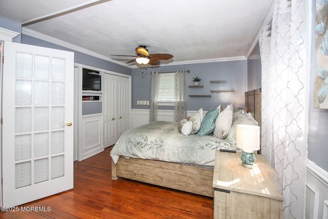 43 Darien Road, Howell, NJ 07731