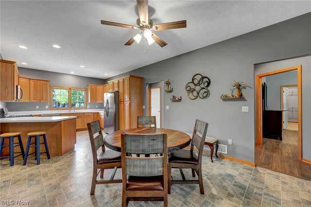 1017 Glendalough Avenue, Grafton, OH 44044