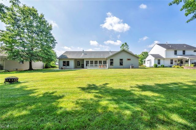 1017 Glendalough Avenue, Grafton, OH 44044