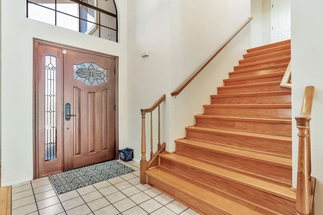 1206 Sycamore Court, Gilroy, CA 95020