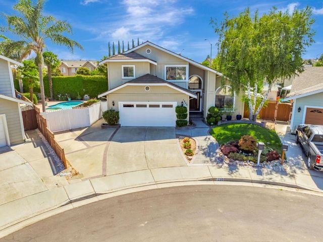 1206 Sycamore Court, Gilroy, CA 95020